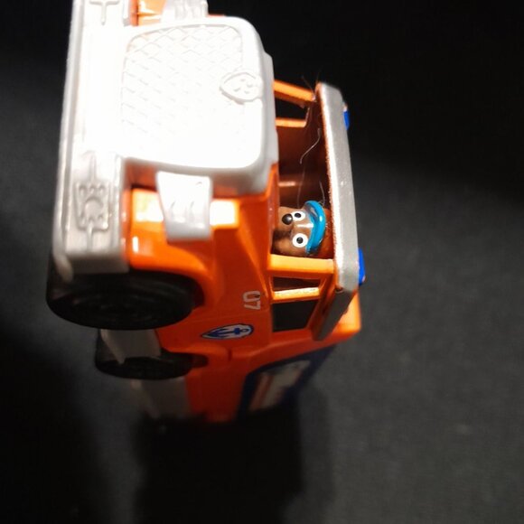 Paw Patrol Zuma Truck - Picture 3 of 3